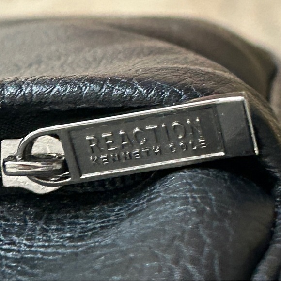 Kenneth Cole Reaction Unisex Modern Dilemma - 15.6" Computer Portfolio R-Tech - Picture 5 of 15